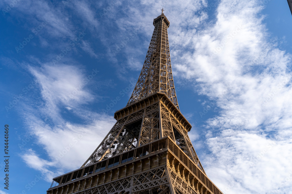 eiffel tower, paris, france