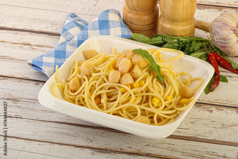 Delicous Pasta with scallop seafood Delicous Pasta with scallop seafood