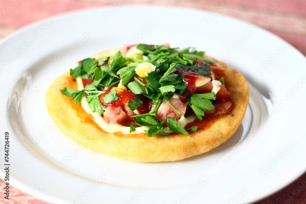 pizza with mushrooms pizza with mushrooms