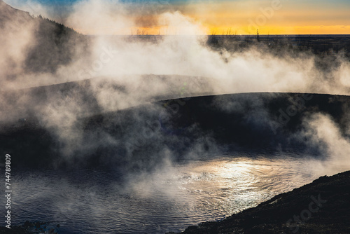 Heißen Quellen und Geysir, Geothermal Park in Hveragerdi Island