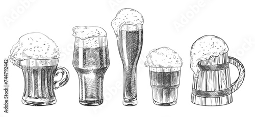 Set of beer glasses isolated on white background. Sketch style mugs of beer. Pint glassware. Collection of engraved illustrations for pub menu. Oktoberfest drinks. Hand drawn goblets of beer