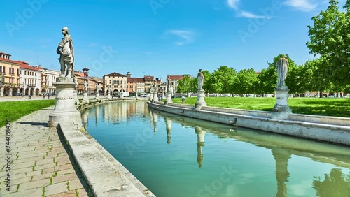 Statues of Guglielmo Malaspina degli Obizzi and Pagano Dalla Torre. Prato della Valle is elliptical square in Padova, Italy. It is largest square in Italy, and one of largest in Europe. photo