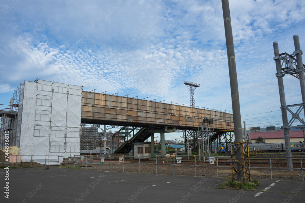 Fototapeta premium 工事中の駅舎