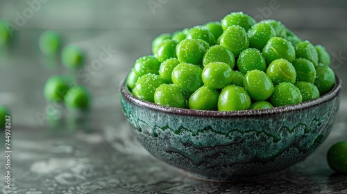 Vibrant and Sweet, Fresh Green Peas Bursting with Flavor © EMRAN