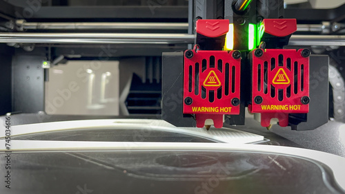 Three dimensional 3d printer working in a object
