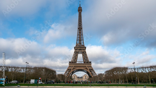 Paris iffel Tower Louvre