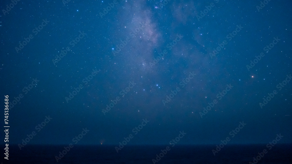 Fototapeta premium Milky Way seen from a remote island