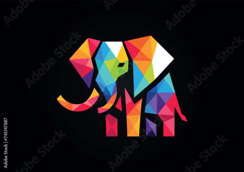 Logo colorido de un elefante hecho de formas geometricas con un estilo origami