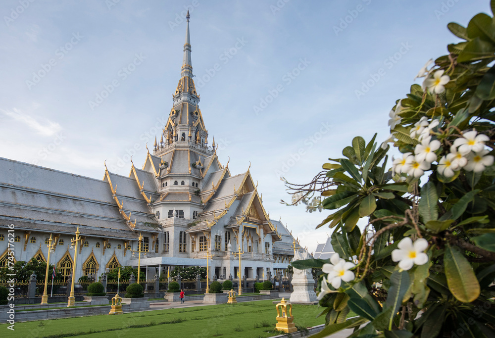 Obraz premium THAILAND CHACHOENGSAO WAT SOTHON WARARAM WORAWIHAN
