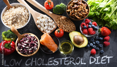 Fototapeta Naklejka Na Ścianę i Meble -  Cholesterol lowering food products