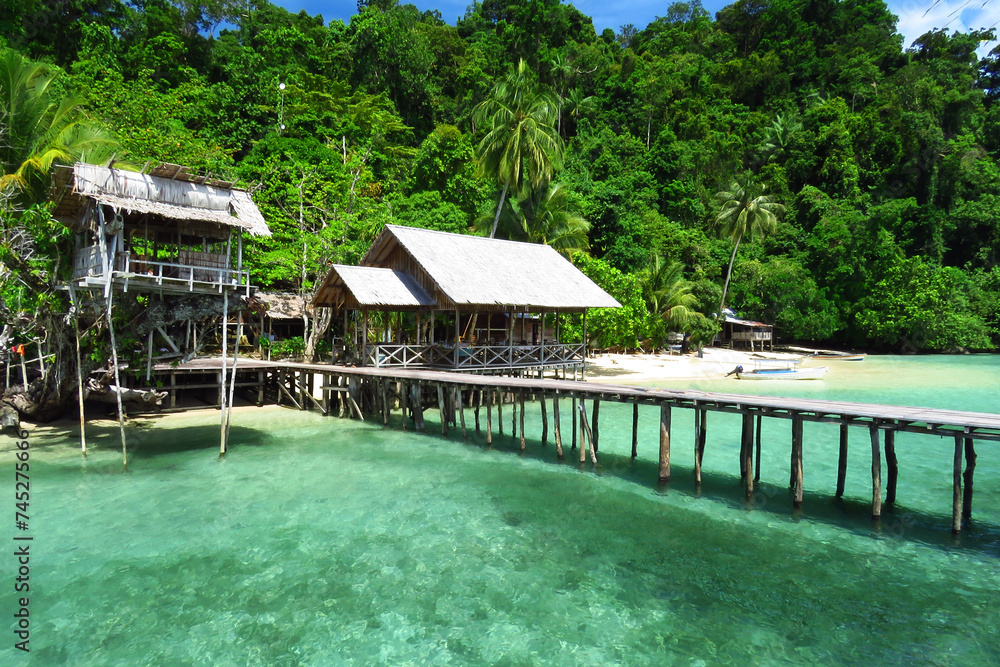 Obraz premium Jetty and rest bungalow in Kali Lemon, Central Papua, Indonesia