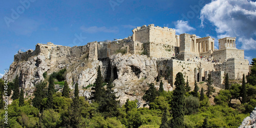 Situated in a strategic position,dominating every corner of the city, the Acropolis of Athens is the most important and famous place in all of Greece