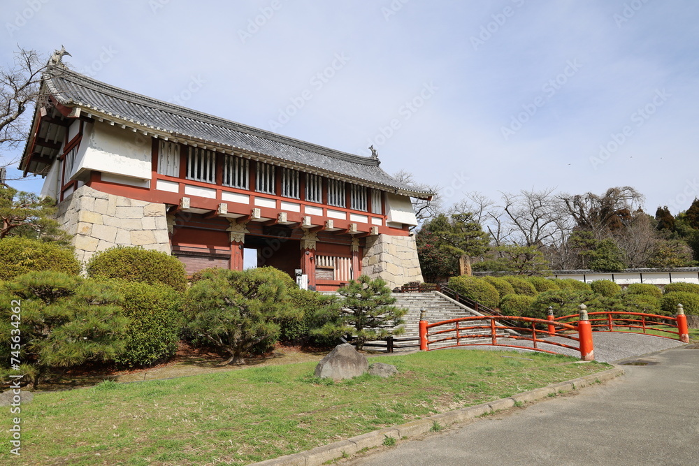 A Japanese castle : a scene of the entrance gate to Fushimi-jou Castle in Kyoto 日本のお城:京都にある伏見城の入り口門 A Japanese castle : a scene of the entrance gate to Fushimi-jou Castle in Kyoto 日本のお城:京都にある伏見城の入り口門