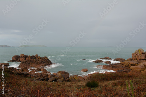 Mauvais temps sur la côte de granit rose-Ploumanac'h Bretagne France photo