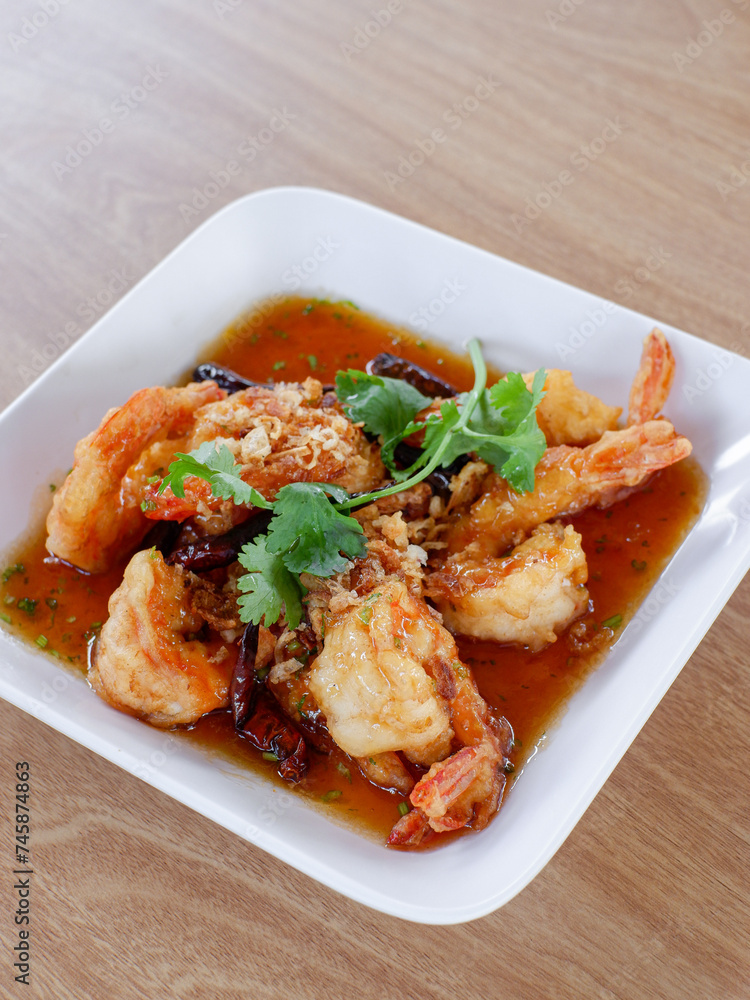 fried rice with shrimp. Fried shrimp and chilli. This is the food that brings the crisp shrimp to the crisp and then stir it with sweet sauce. fried rice with shrimp. Fried shrimp and chilli. This is the food that brings the crisp shrimp to the crisp and then stir it with sweet sauce.