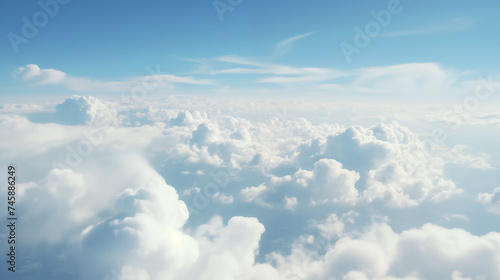 Pictures of white clouds in the blue sky 