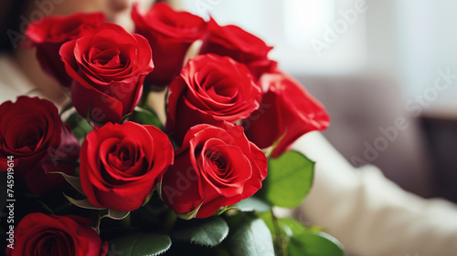 couple and red roses for surprise anniversary marry