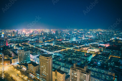 Fototapeta Naklejka Na Ścianę i Meble -  中国 黒竜江省 ハルビン　龍塔からの夜景　