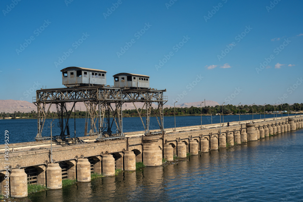 Esna Lock, a structure of water gateway on the river Nile that links Luxor and Aswan, Esna, Egypt