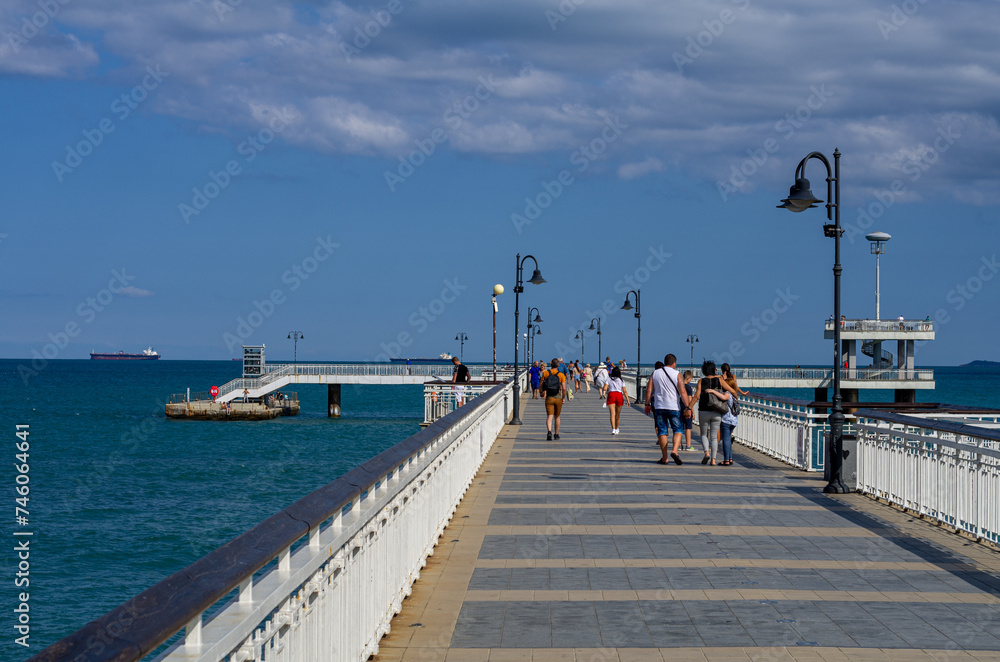 bridge to the sea