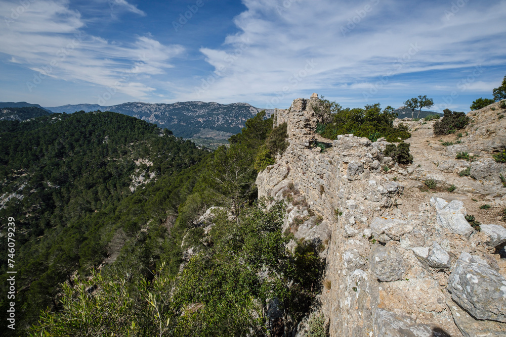 Alaro castle, ruins of the western walls, Alaro, Mallorca, Balearic Islands, Spain