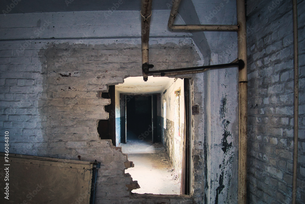 Old Abandoned Building - Verlassener Ort - Beatiful Decay - Verlassener Ort - Urbex / Urbexing - Lost Place - Artwork - Creepy - High quality photo