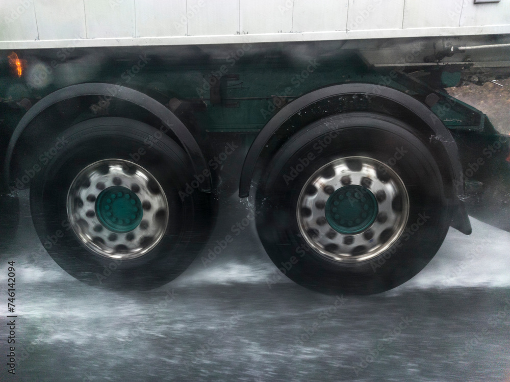 Dangers driving near trucks