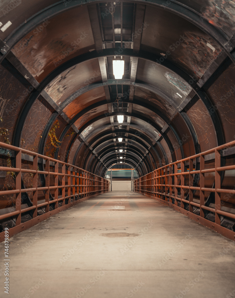 Fototapeta premium old abandoned tunnel miami 