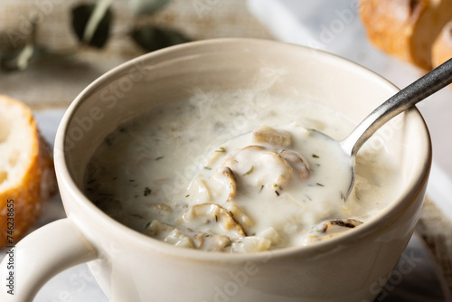 Wallpaper Mural ほんのり湯気の立つ、温かいボストンクラムチャウダー Torontodigital.ca