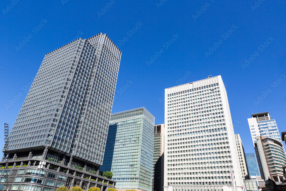 丸の内高層ビル　東京都千代田区