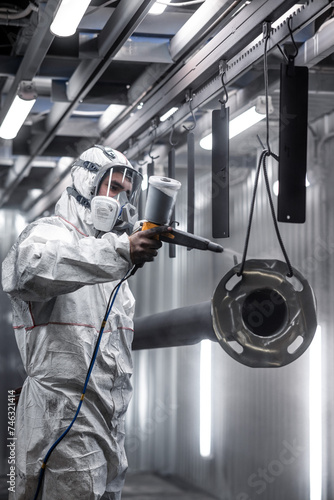 spraypainter at work