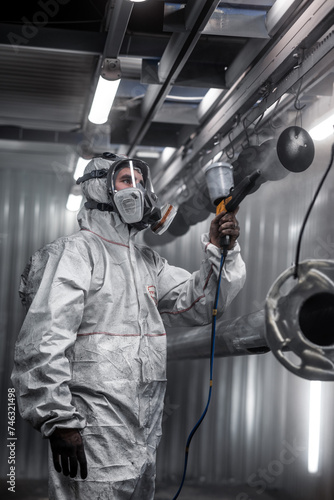 spraypainter at work