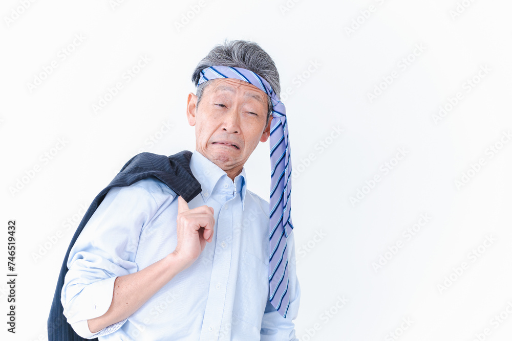 酔っ払いすぎた高齢男性 酔っ払いすぎた高齢男性