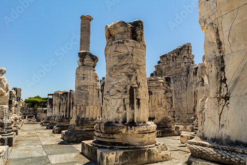 The first written source about Didyma dates back to Herodotus. Herodotus, King of Egypt II, in the 600s BC. It is reported that Nekho and Lydian King Croesus made offerings to the temple of Apollo.