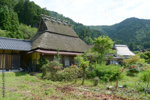 美山　かやぶき屋根の集落　京都府南丹市 © ogurisu