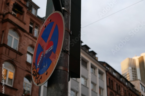 Verkehrsschild Halteverbot