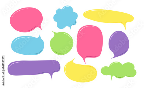 Hand drawn speech bubbles set, doodle text balloon. Flat style vector illustration