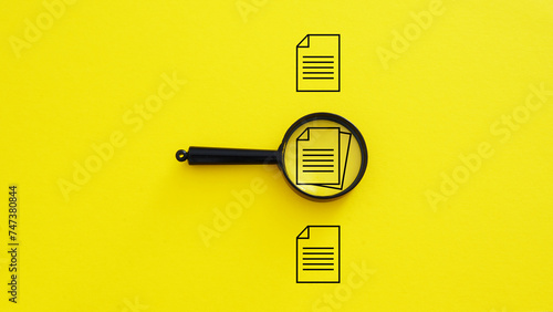 Bild auf Leinwand Audit and verification of documentation
