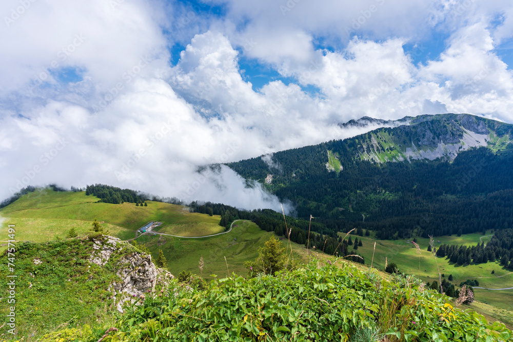 Naklejka premium paysage de montagne à Chatel en France