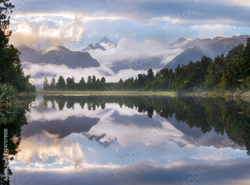 Lake Matheson, Mount Cook, Westland Nationalpark, West Coast, Südinsel, Neuseeland photo