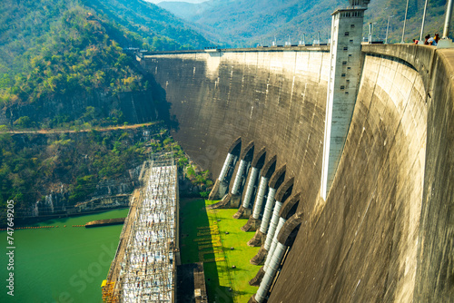 Bhumibol Dam, Concrete arch dam situated on the Ping River with Hydroelectric power station in Tak province, Thailand © nopporn