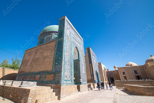 Symmetrical decorative ornament of entrance to the tomb in Shah-I-Zinda photo