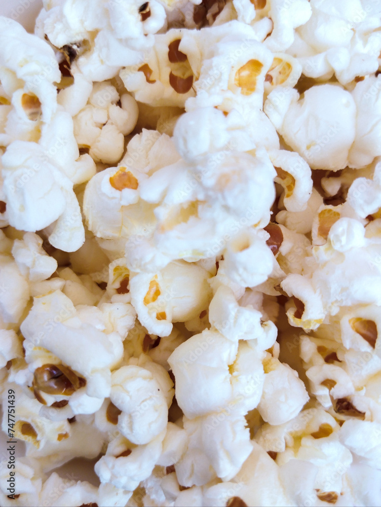 Popcorn crispy and salted pop-corns mais souffle snack food closeup palomitas pipoca, closeup view image photo 