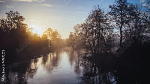 Foggy morning by the river © Rafa