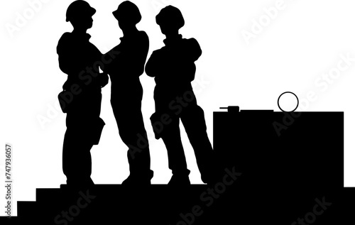 Silhouette Gruppe von 3 Technikern mit Bauhelm - Team Projekt Meeting - Erfolg im Projekt - Abnahme