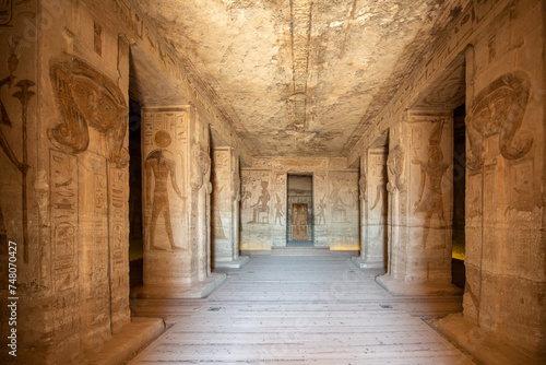 Im Tempel von Abu Simbel 