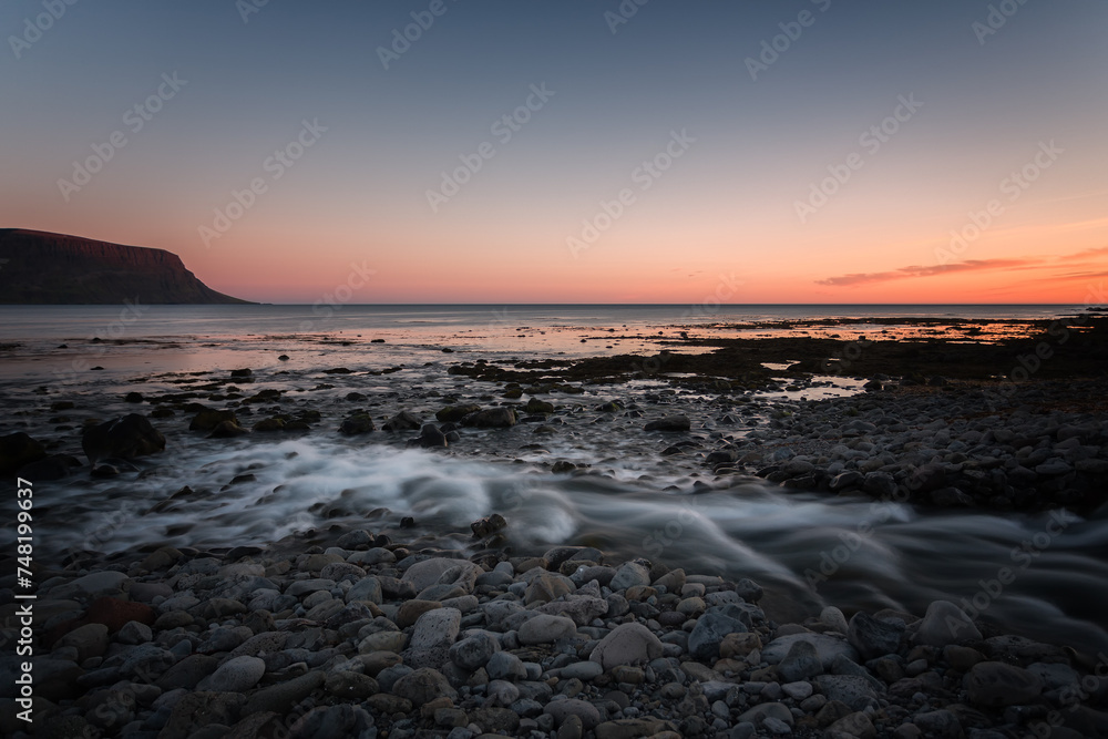 Beautiful Landscapes and Seascapes of Iceland Beautiful Landscapes and Seascapes of Iceland