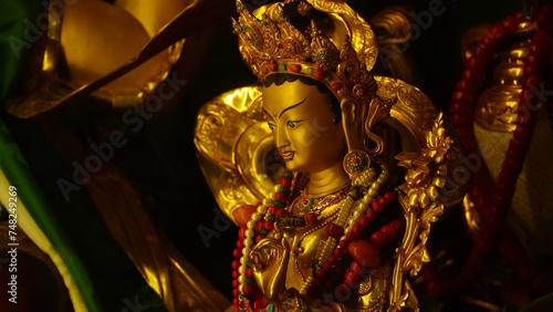 Quadro su tela golden statue of maitreya buddha in temple