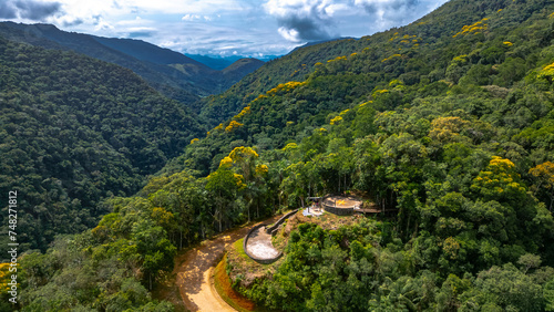 PETAR Mata Atlântica Parque Nacional Cavernas Ecoturismo Preservação Ambiental Natureza Trilhas Aventura Biodiversidade Turismo Sustentável Rios Cascata Flora Fauna Belezas Naturais Caminhadas Drone photo