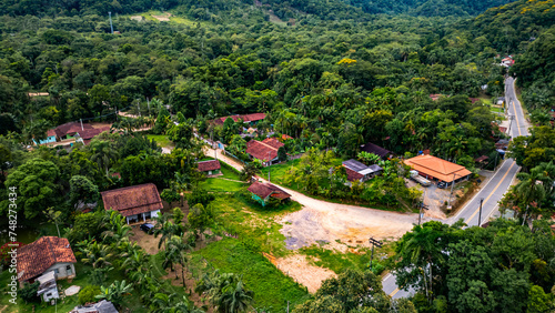 PETAR Mata Atlântica Parque Nacional Cavernas Ecoturismo Preservação Ambiental Natureza Trilhas Aventura Biodiversidade Turismo Sustentável Rios Cascata Flora Fauna Belezas Naturais Caminhadas Drone photo